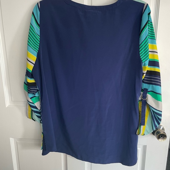Lane Bryant top super lightweight size 22/24 gently used. - Picture 6 of 7